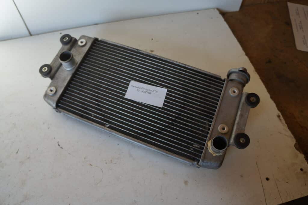 Yamaha Nytro XTX -10  Kylare under huv med fläkt