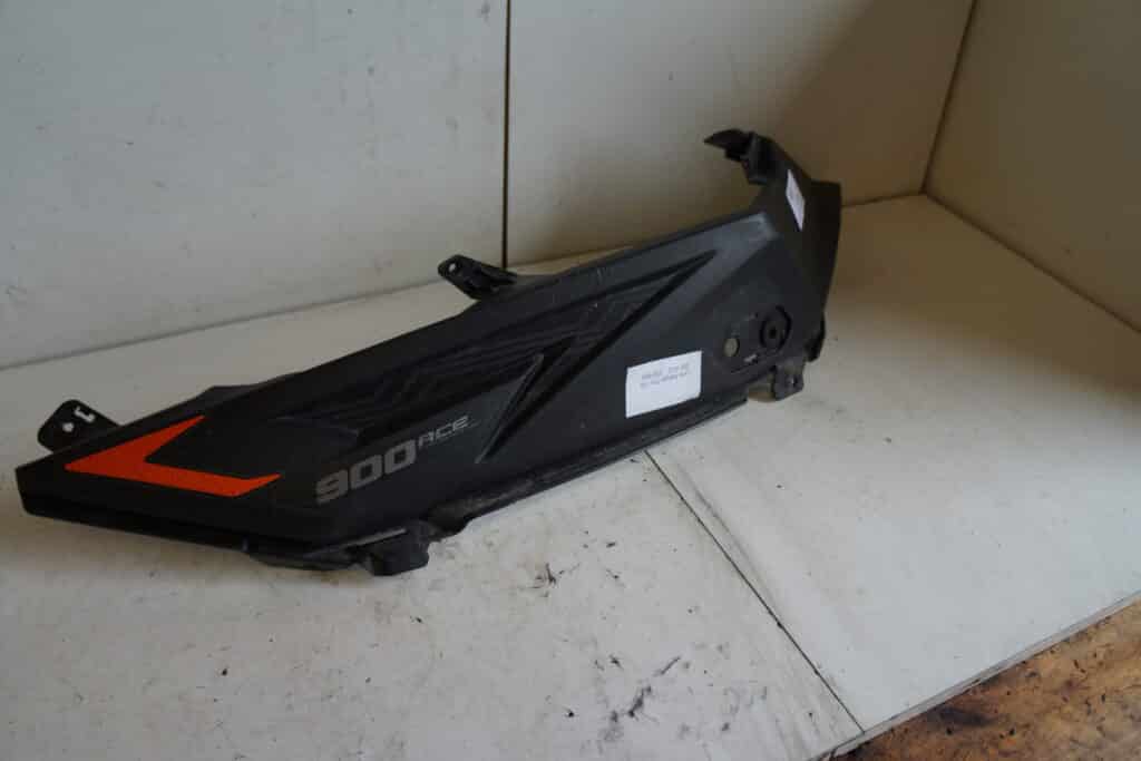 Lynx Ranger 900 ace Pro -19  Huvsida bakre vänster