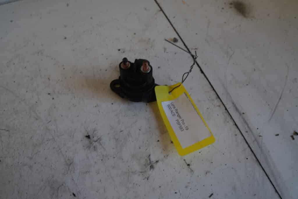 Lynx Ranger 900 ace Pro -19  Solenoid