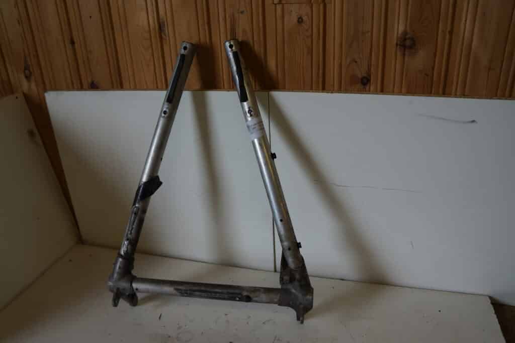 Polaris Rmk 600 -13   pyramid främre