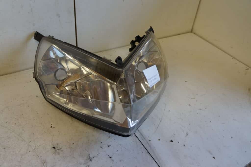 Polaris Rmk assault 800 -11    lyse