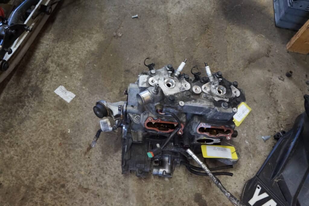 Lynx Xterrain 600r -20  Motor