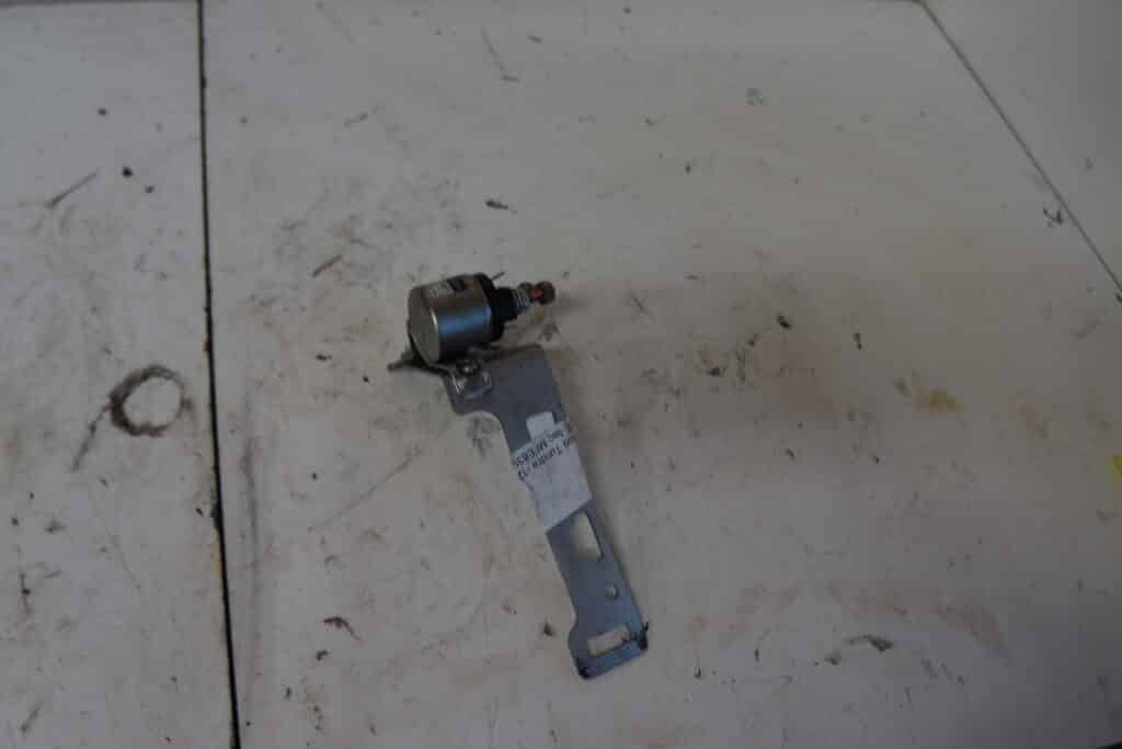 Ski-doo Tundra xtreme 600 -12  Solenoid