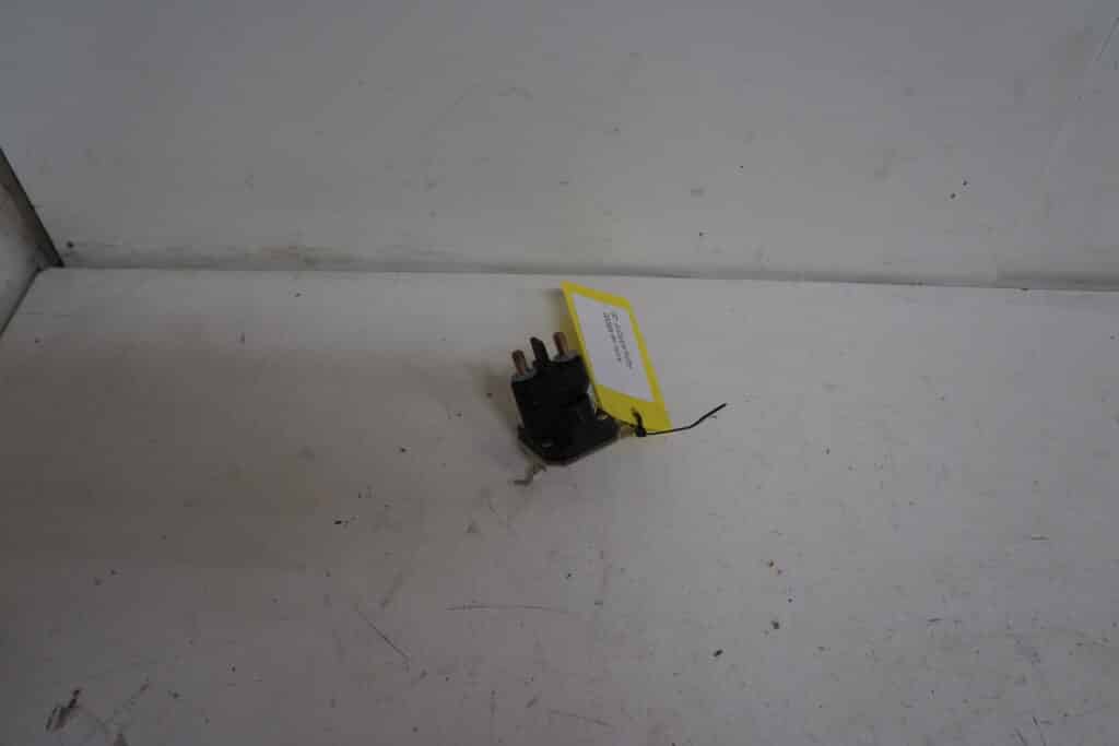 Arctic-cat 800 Alpha -20  Solenoid