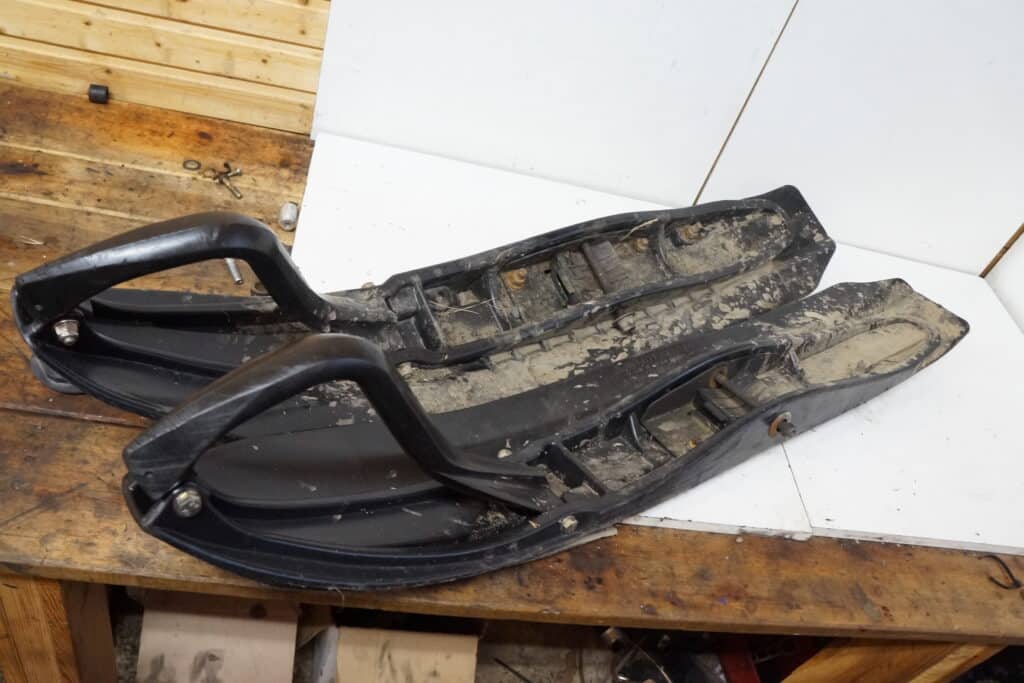 Ski-doo Summit 550 -05  Skidor