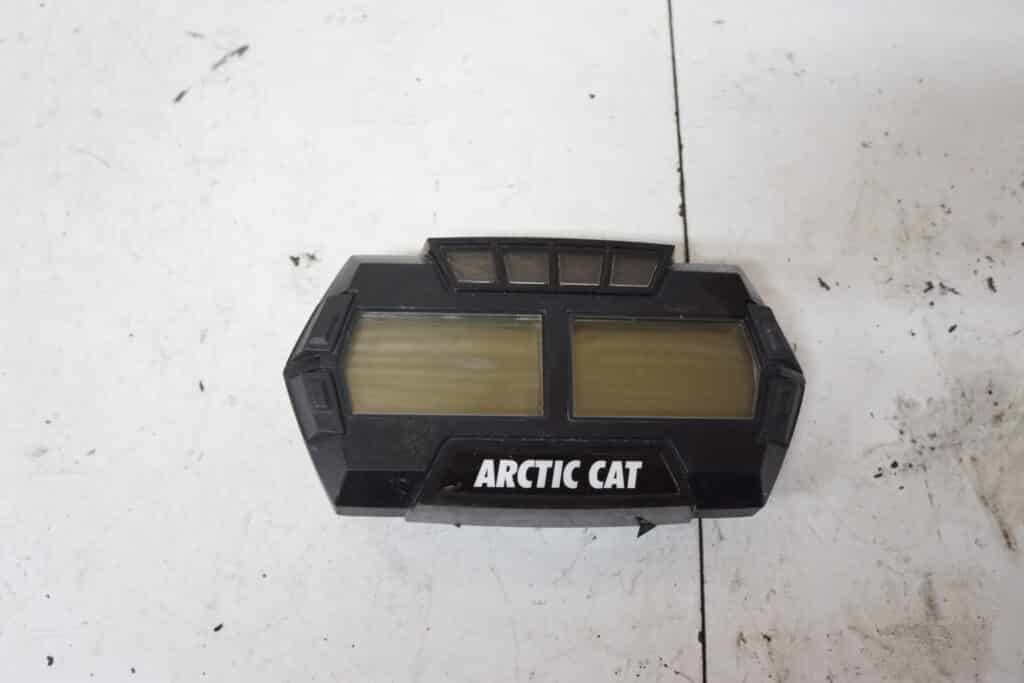Arctic-cat M8000 -18  Hastighetsmätare 539 mil