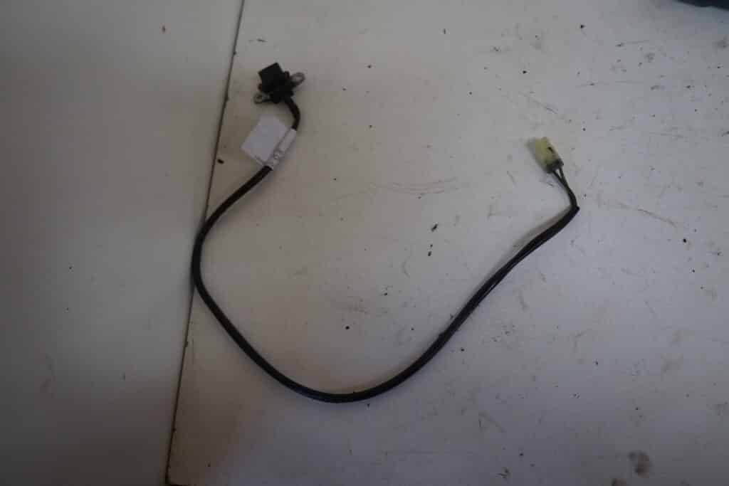 Arctic-cat M8000 -16   Trigger x2