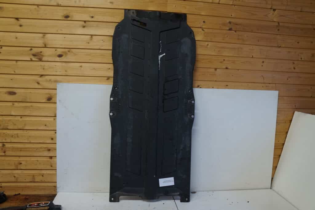 Lynx Ranger 900 ace -20  Plast över tunneln