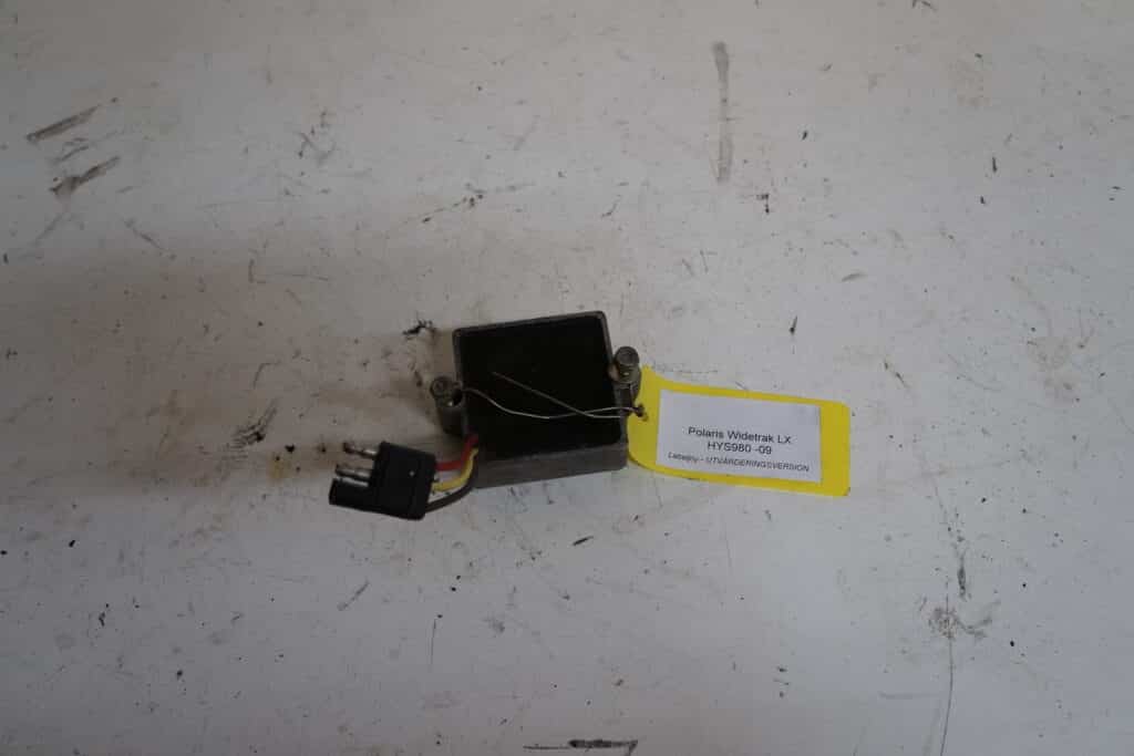 Polaris Widetrak LX -09    likriktare