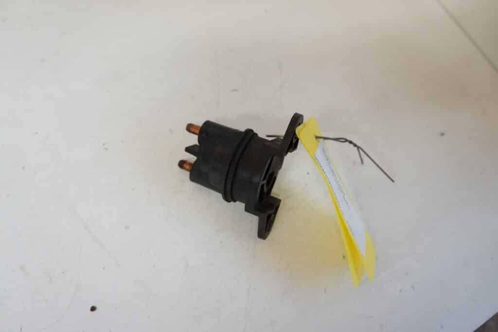 Lynx Xtrim 600 ace -20  Solenoid