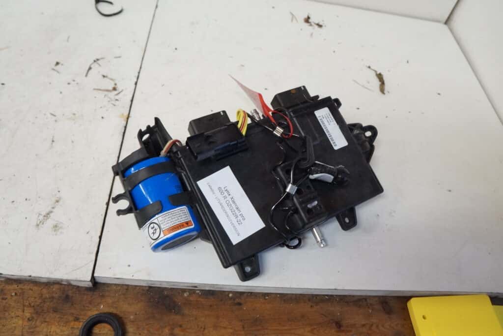 Lynx Xterrain Pro 600r -22  ECM-box med dess