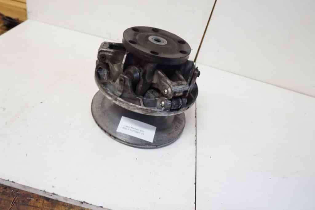 Lynx Xterrain Pro 600r -22  Primärvariator