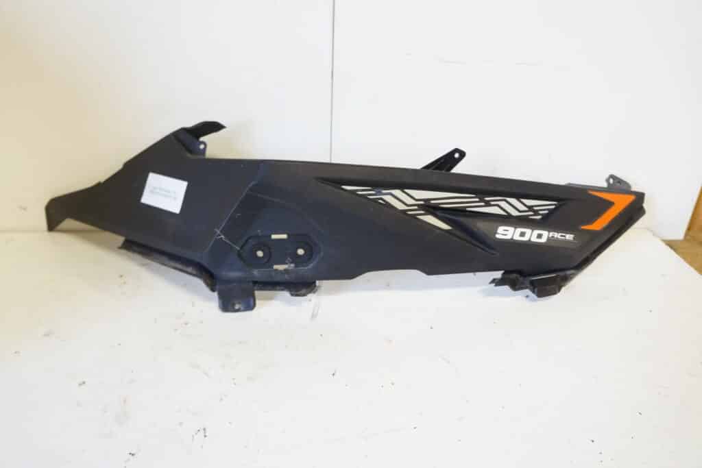Lynx Ranger 900 ace -20  Huvsida bakre Höger