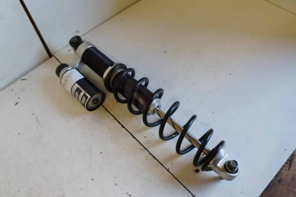 Polaris Pro-rmk 600 155” -18  Framvagnsstötdämpare 1st 410mm