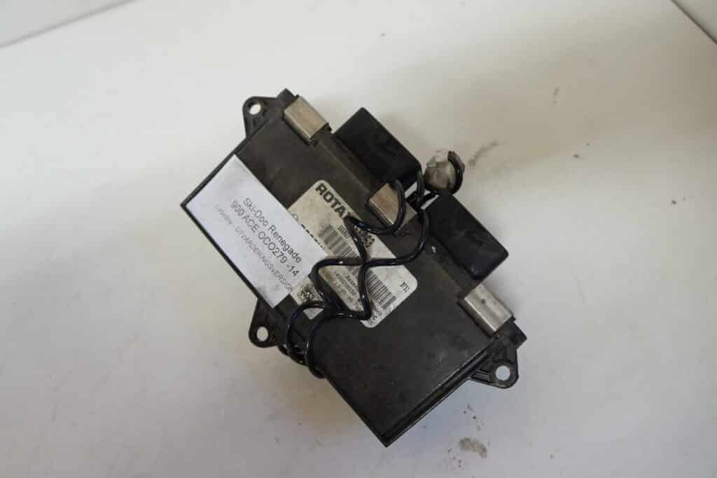 Ski-doo Renegade 900 ace -14  Databox