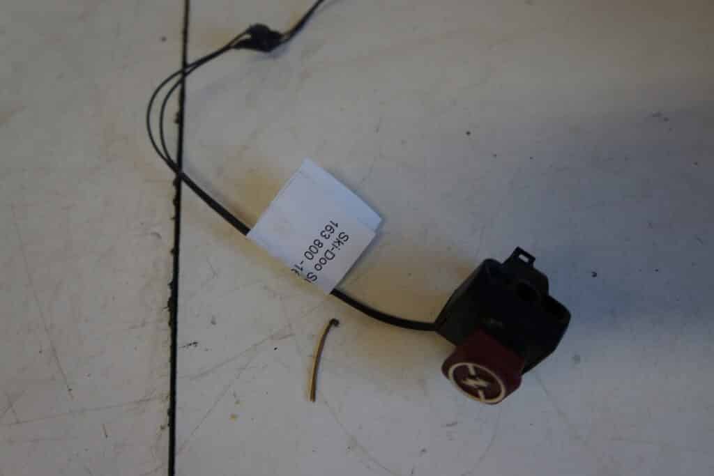 Ski-doo Summit T3 800 163 -16  Knapp Stoppknapp