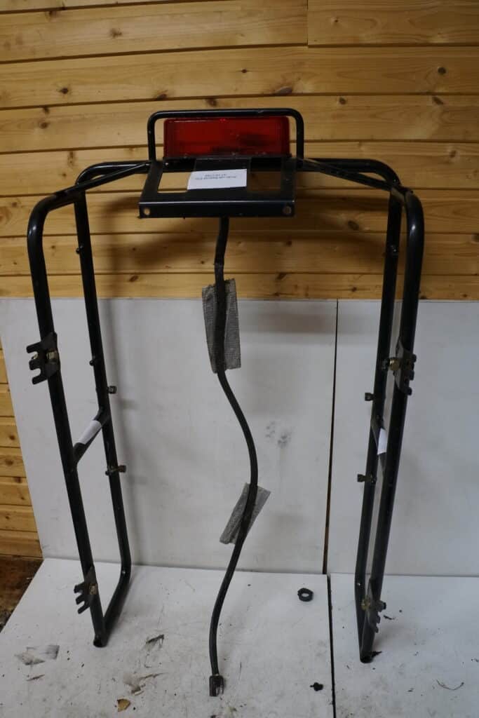 Arctic-cat Bearcat 570 -07  Bakljus