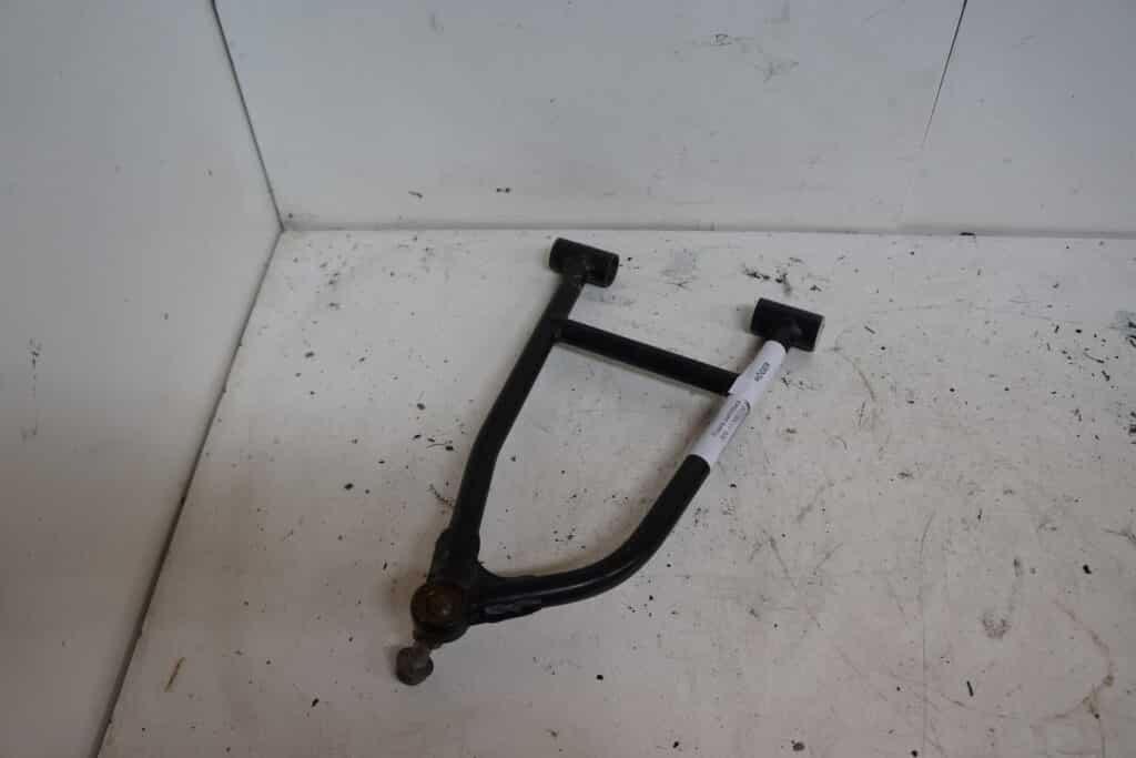 Polaris Switchback Assault 800 -13  A-arm övre höger