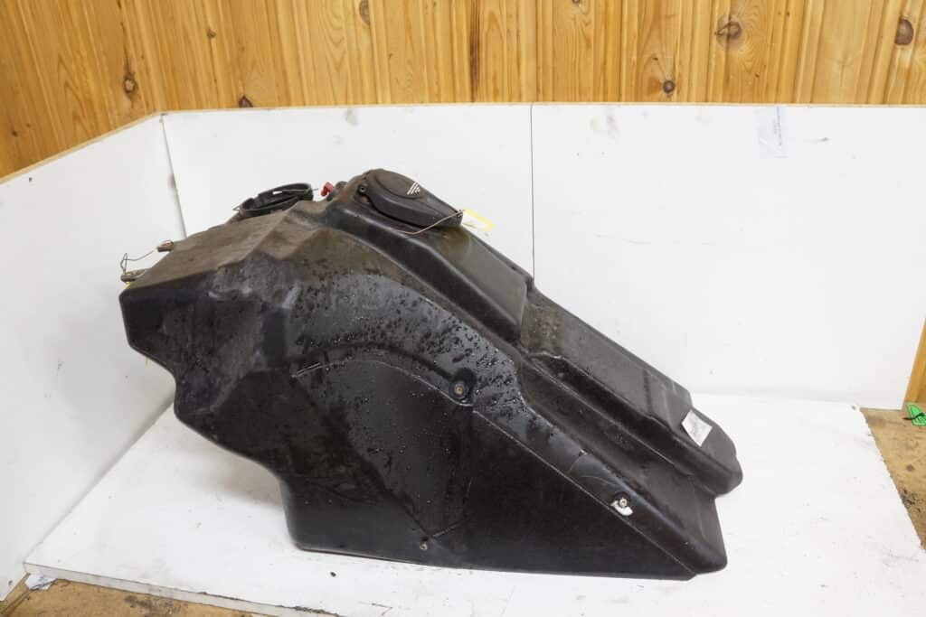 Arctic-cat F8 sno pro -07  Bränsletank