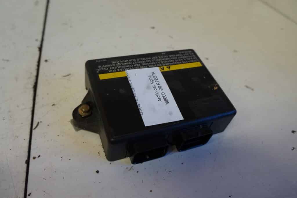 Arctic-cat M8000 -20  Databox