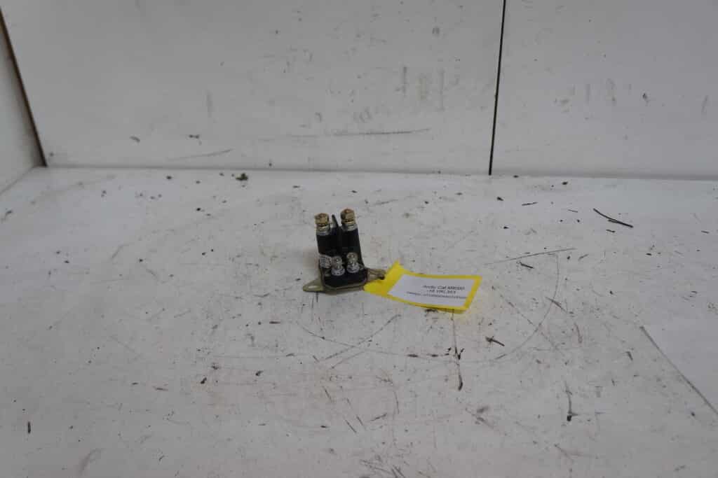 Arctic-cat M8000 -18  Solenoid