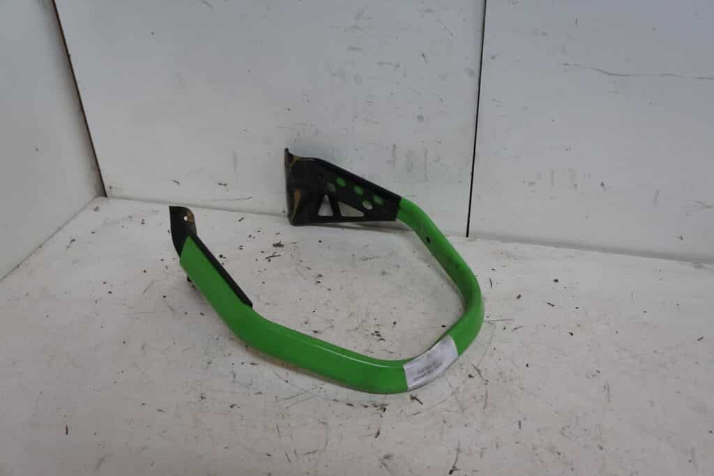 Arctic-cat M8000 -18  Frontbåge