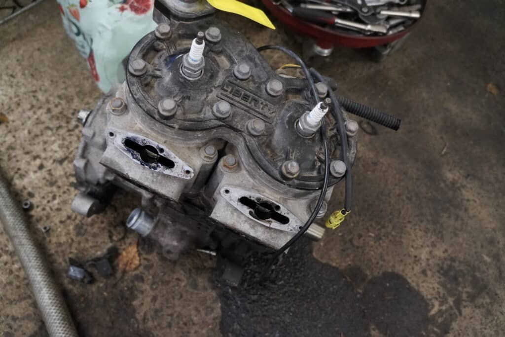 Polaris Rmk 600 -13  Motor  