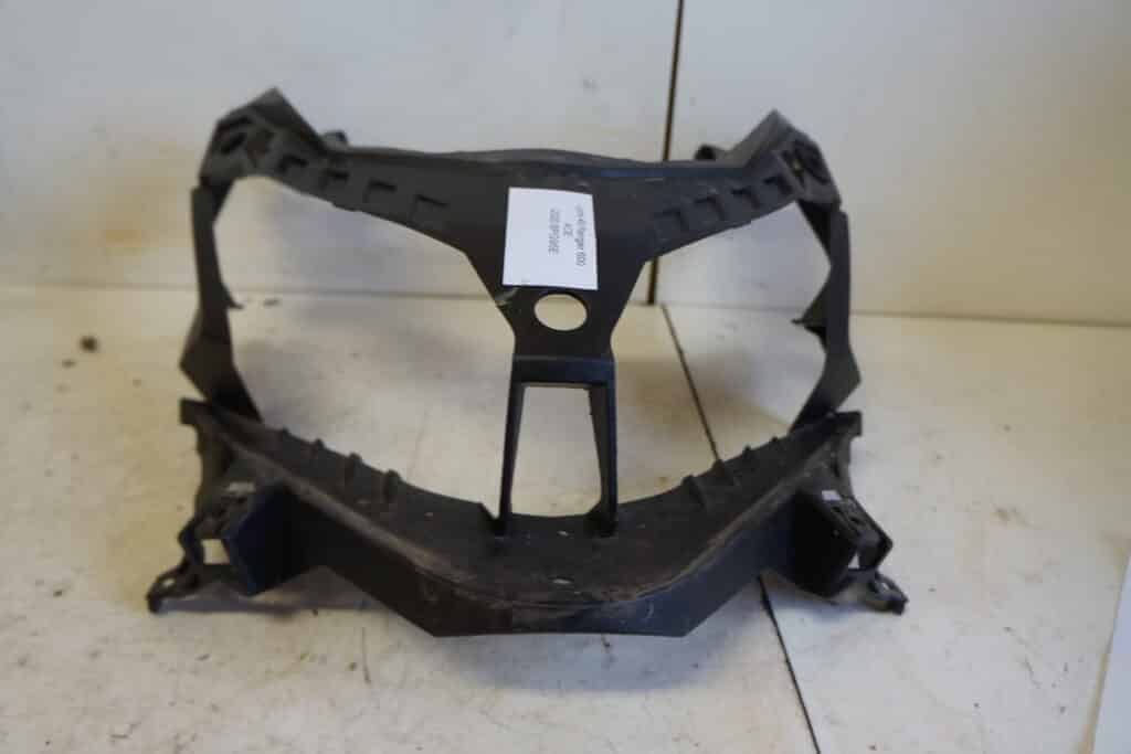Lynx 49 Ranger 600 ACE -20   Plast runt lyset