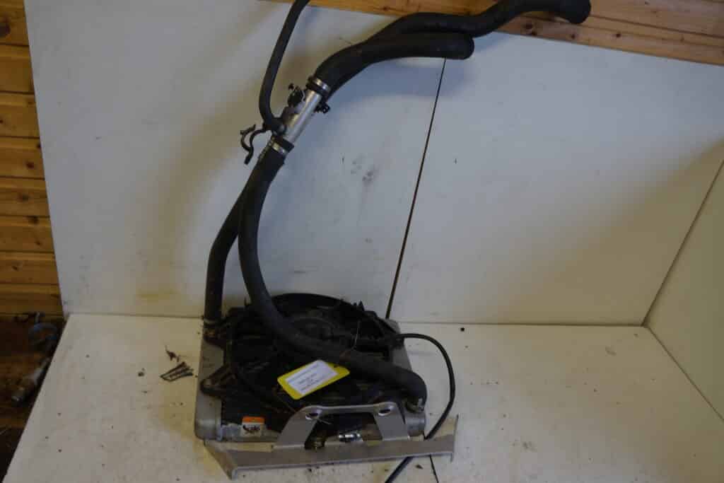 Lynx 49 Ranger 600 ACE -20   Kylfläkt främre