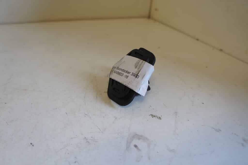 Lynx Boondocker 800 -16  kåplås