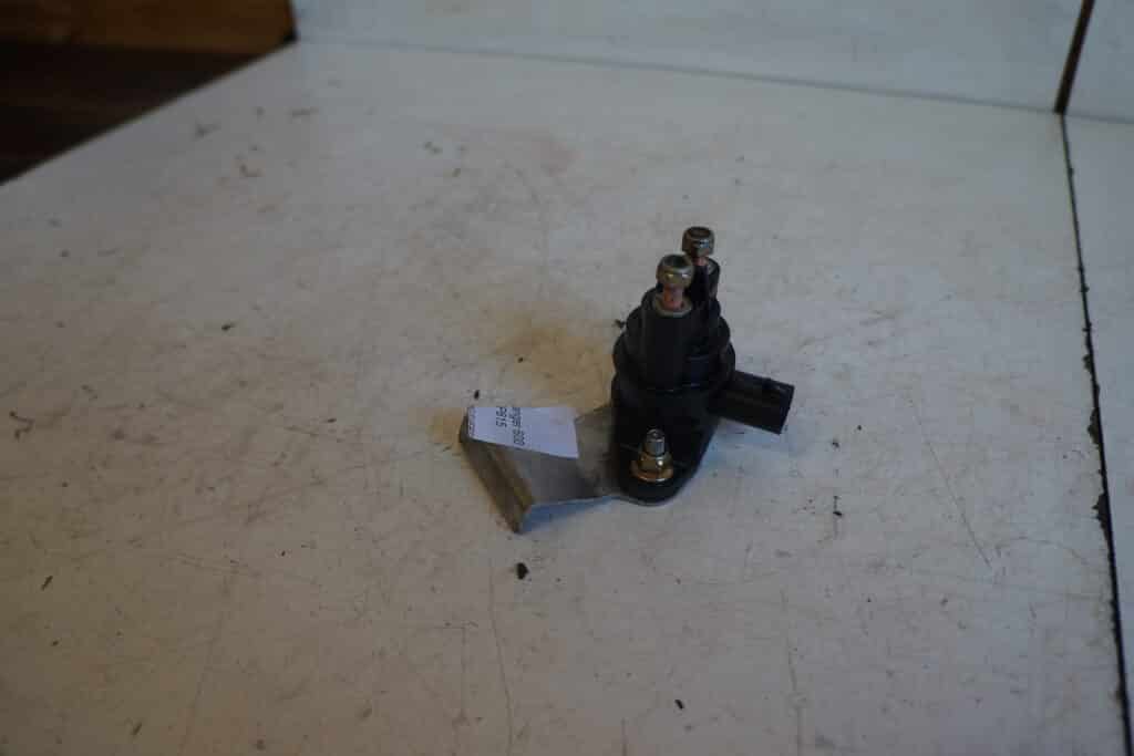 Lynx Ranger 600 e-tec -15  Solenoid