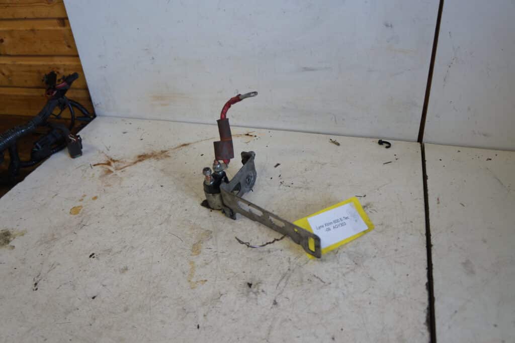 Lynx Xtrim 600 e-tec -09  Solenoid