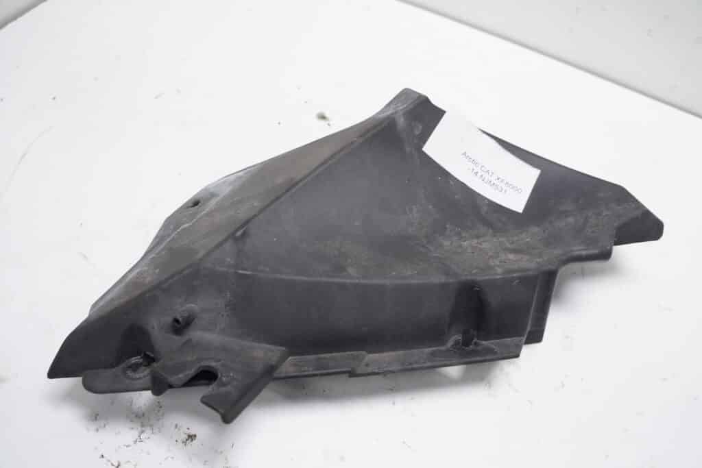 Arctic-cat XF8000 -14  Plastkåpa höger
