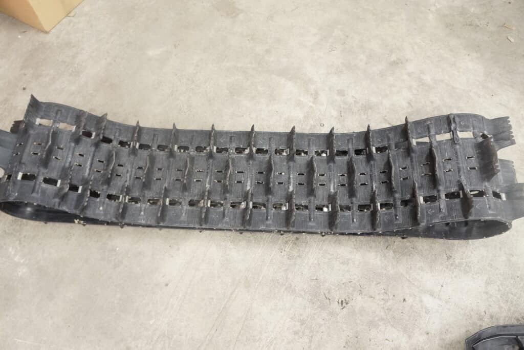 Ski-doo Summit 800 T3 -16 -16  Drivmatta 154” 3” kammar