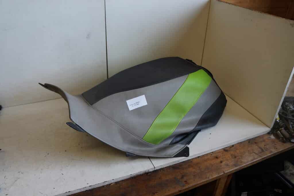 Arctic-cat M8000 -18  Dyna
