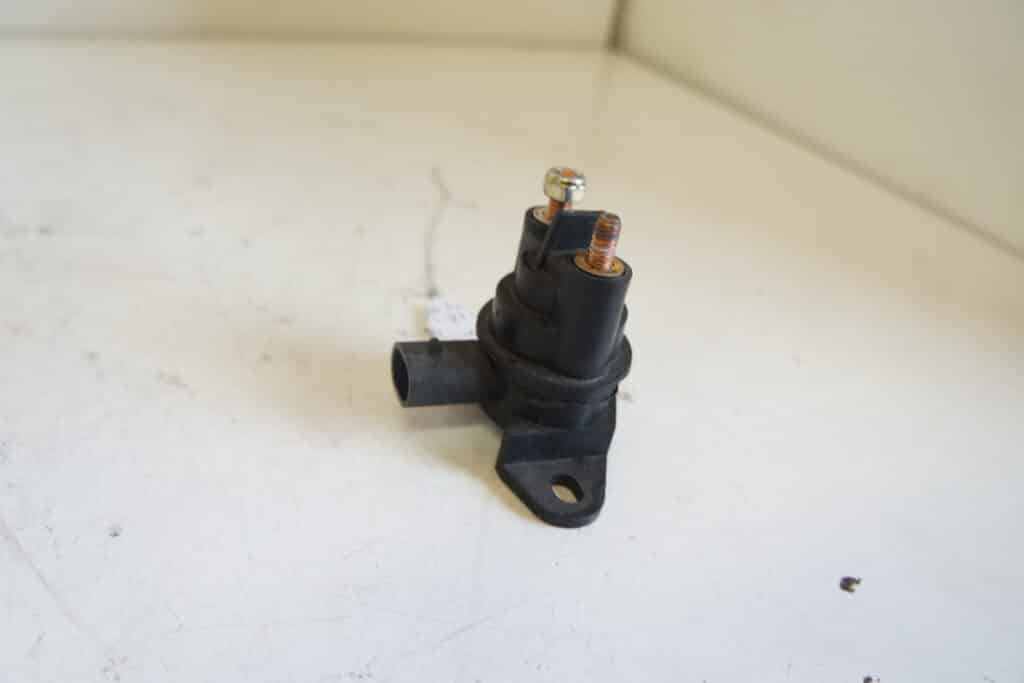 Ski-doo Tundra 600 efi -21  Solenoid