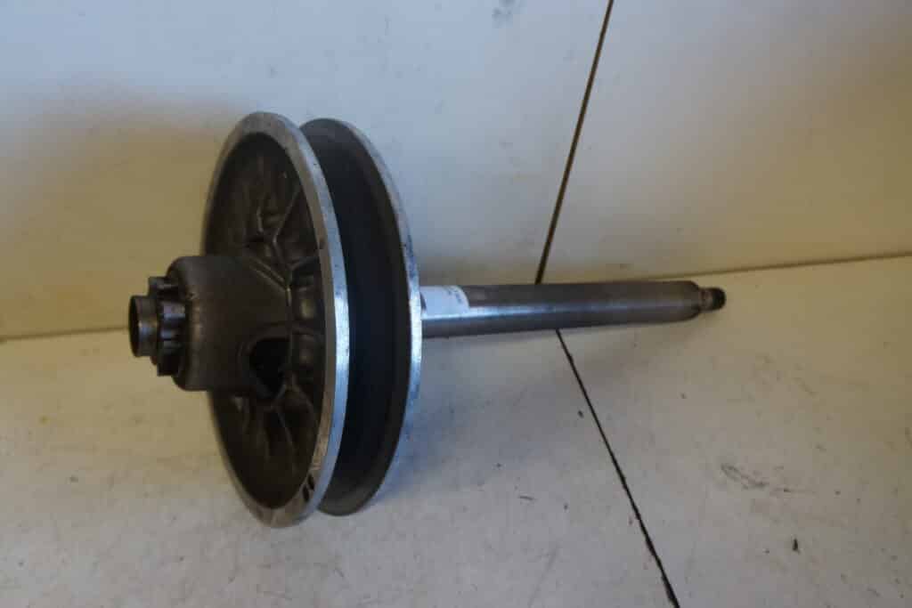 Ski-doo Tundra 600 efi -21  Sekundärvariator inkl. axel