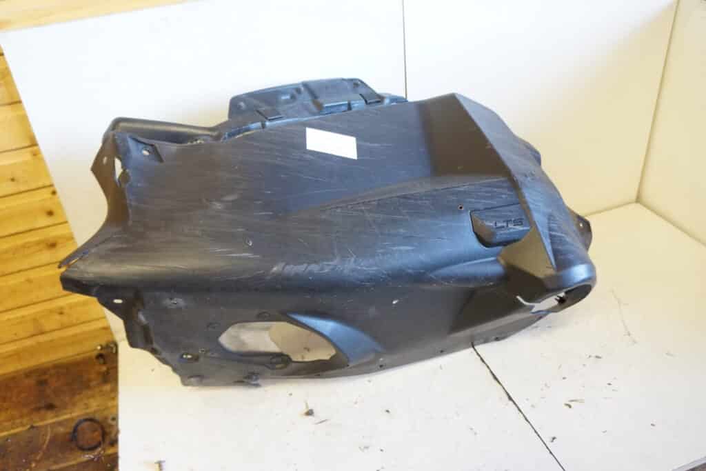 Ski-doo Tundra 600 efi -21  Sidobuk höger
