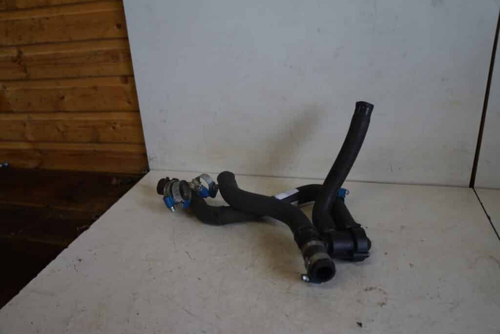 Polaris Switchback Assault 800 -11  Kylslangar med extra termostat