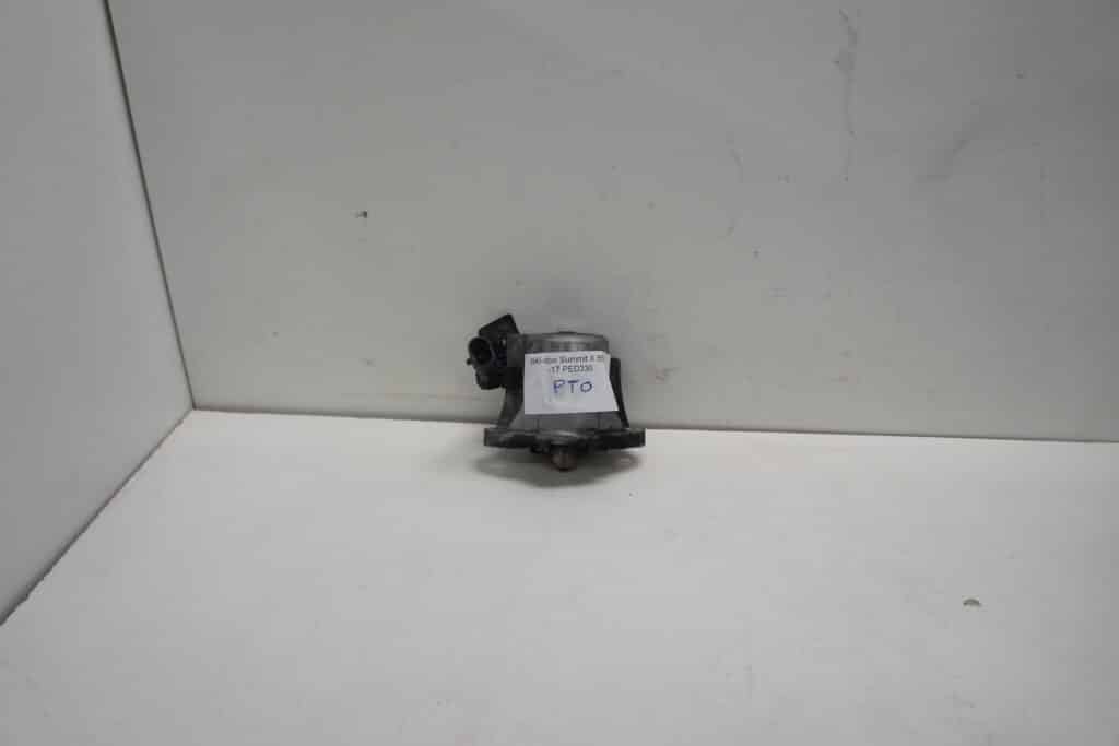Ski-doo Summit 850 X -17  Spridare PTO