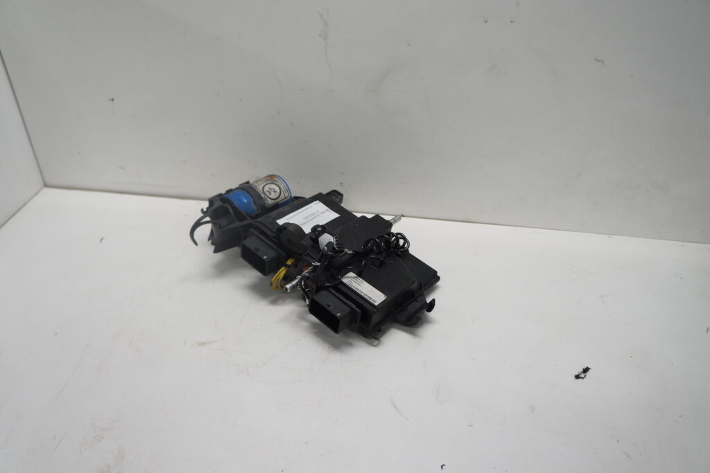 Ski-doo Summit 850 X -17  ECM-box