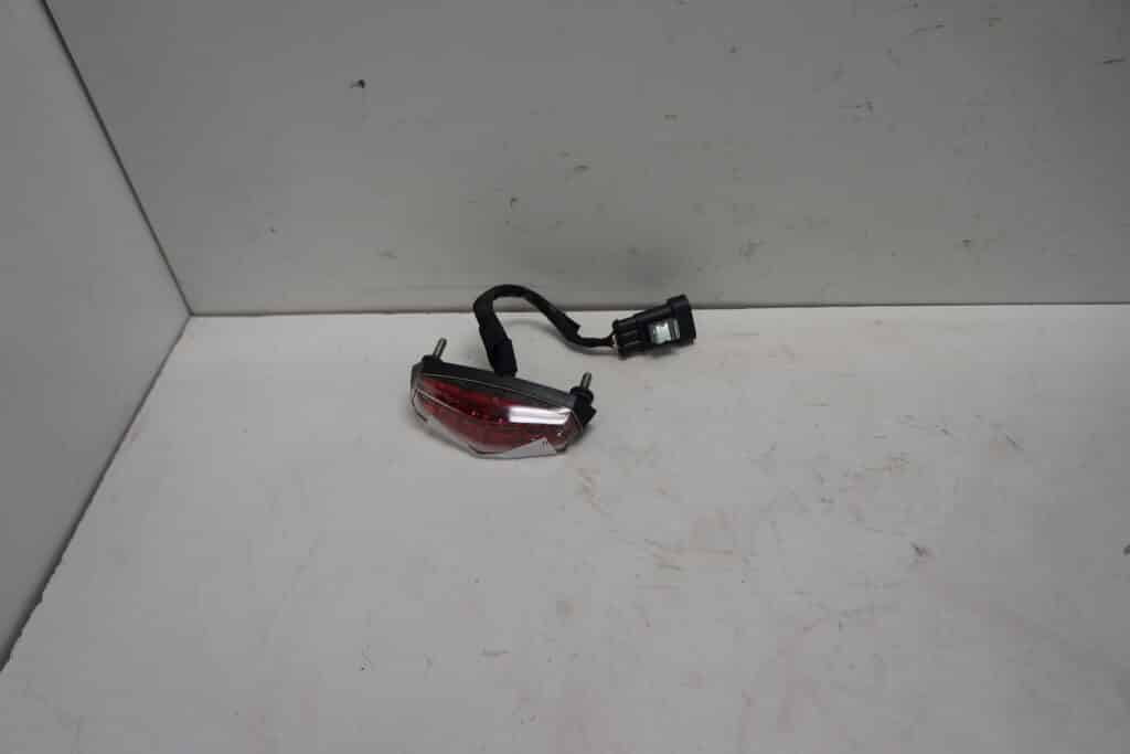 Lynx Xterrain 3700 600r -19  Bakljus