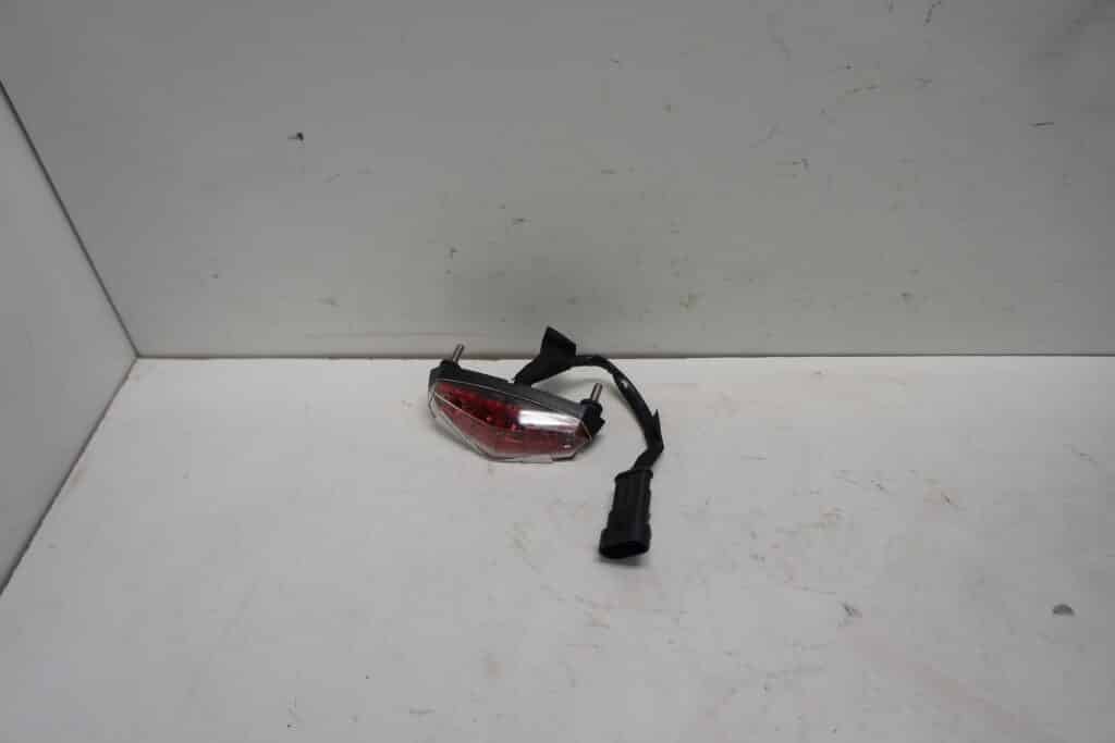 Lynx Xterrain 3700 600r -19  Bakljus