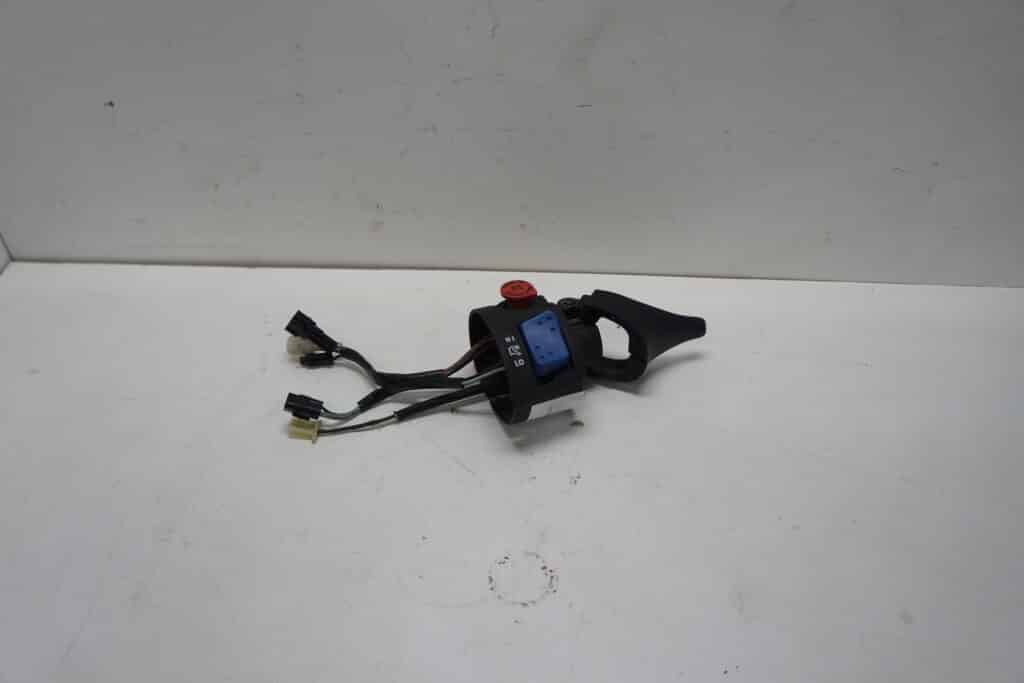 Yamaha Venture -05    Gasblock
