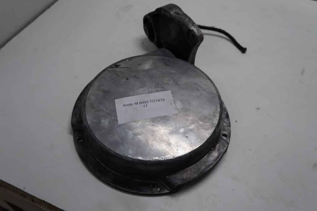 Arctic-cat M8000 -17  Magnapull