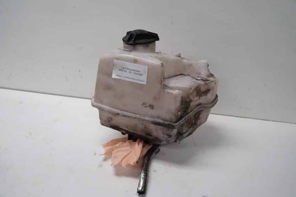 Lynx Boondocker DS 850 -18  Oljebehållare 1