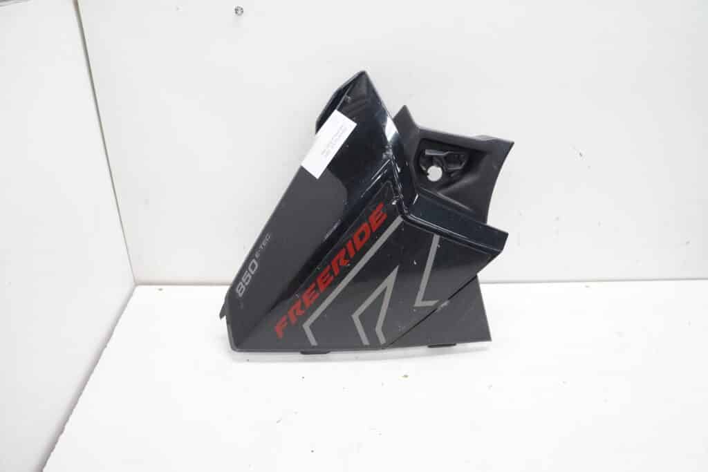 Ski-doo Freeride G5 -23 154”  Sidokåpa, vänster övre lilla