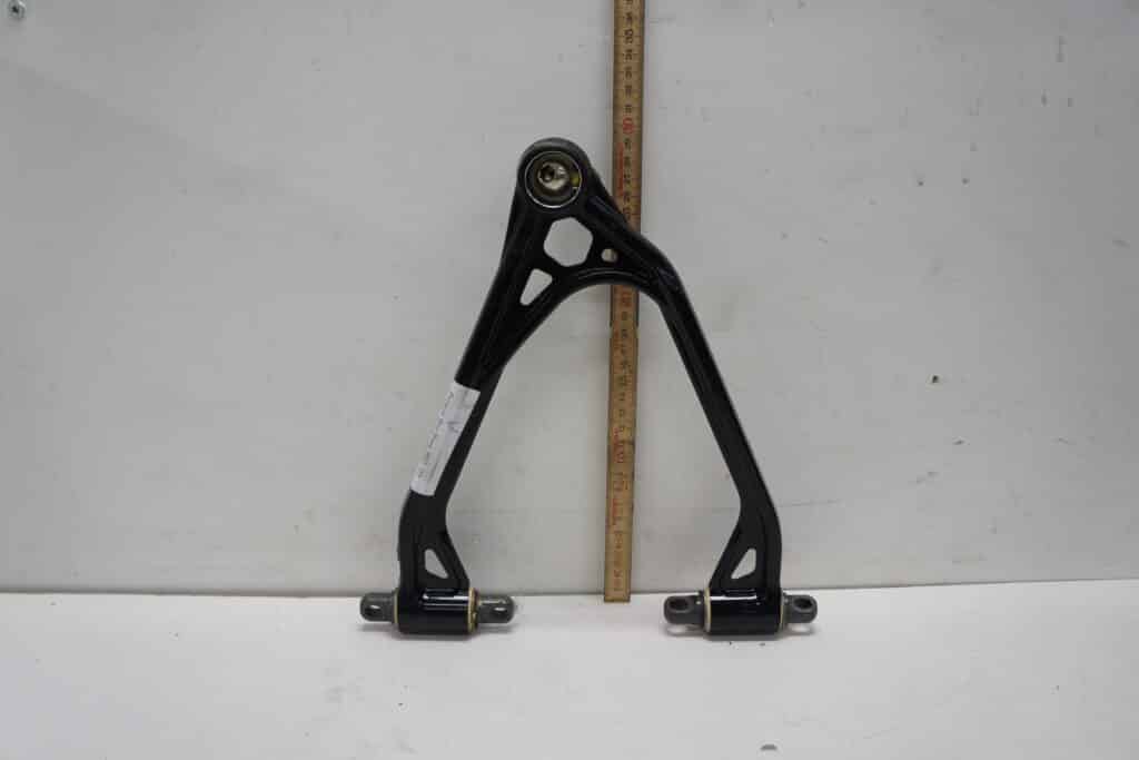 Polaris Pro Rmk 850 155” Slash -22  A-arm övre vänster