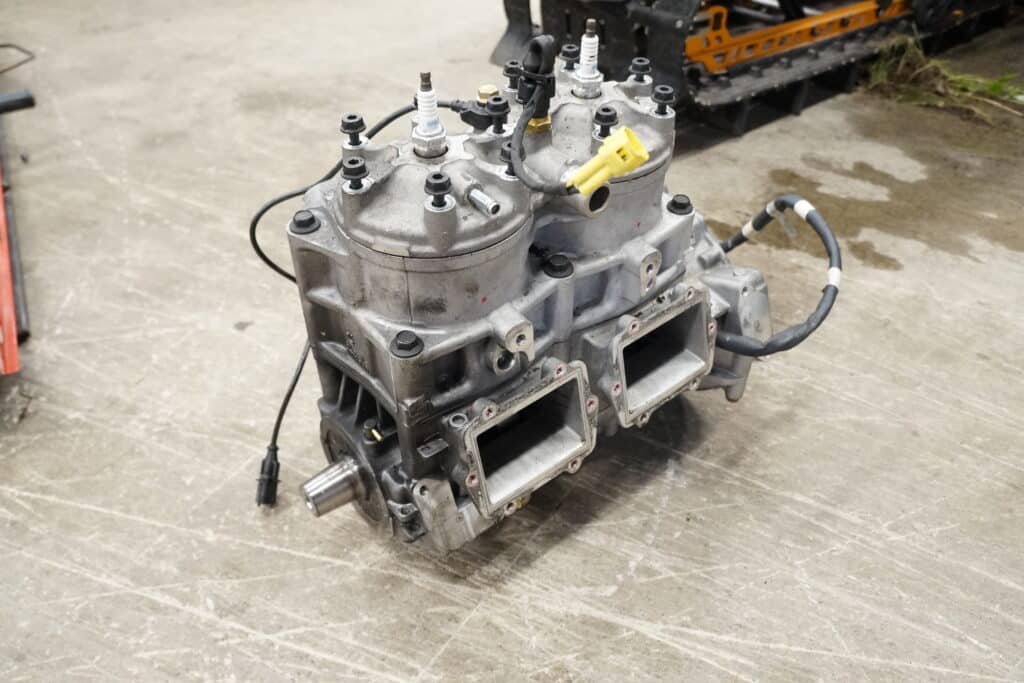 Polaris 850 Khaos 155” Slash -23  Motor 359 mil