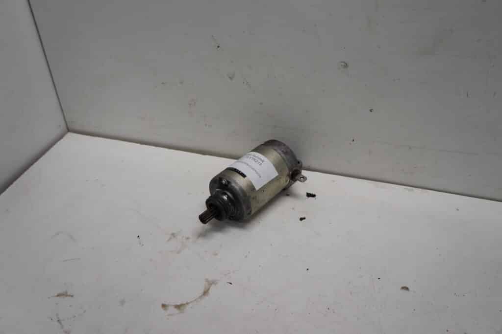 Ski-doo Summit 600r -19  Startmotor
